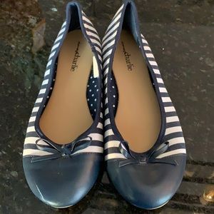 Charming Charlie’s women’s slip on shoes size 9